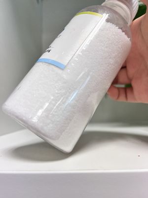Sondaj Sıvısı / Sıkılmış Boncuklanma Endüstrisi için Katyonik Poliakrilamid CPAM Yüksek Viskozite Edici CAS 9003-05-8 PAM