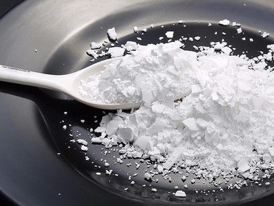 2Endüstriyel ortamlarda etkili nem yönetimi için.15 G/cm3 yoğunluklu kurutma tozu